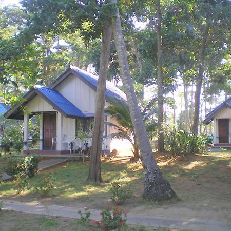 Sukorn Andaman Beach Resort Ko Sukon Eksteriør billede