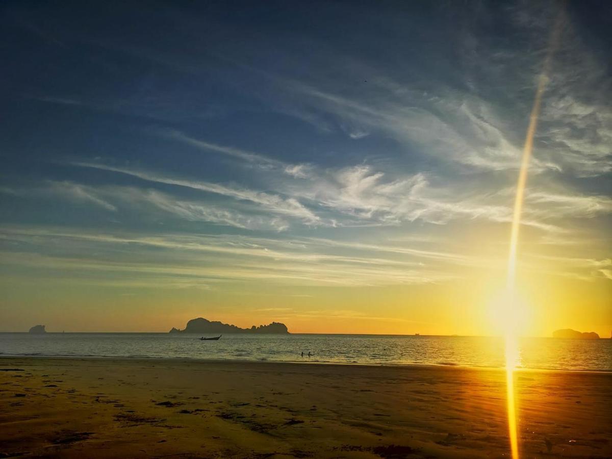 Sukorn Andaman Beach Resort Ko Sukon Eksteriør billede