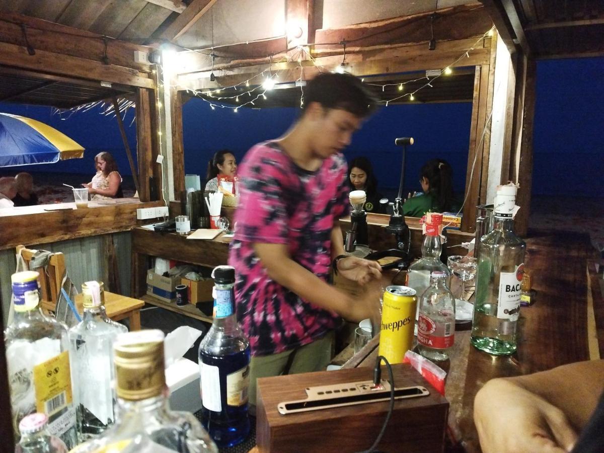 Sukorn Andaman Beach Resort Ko Sukon Eksteriør billede