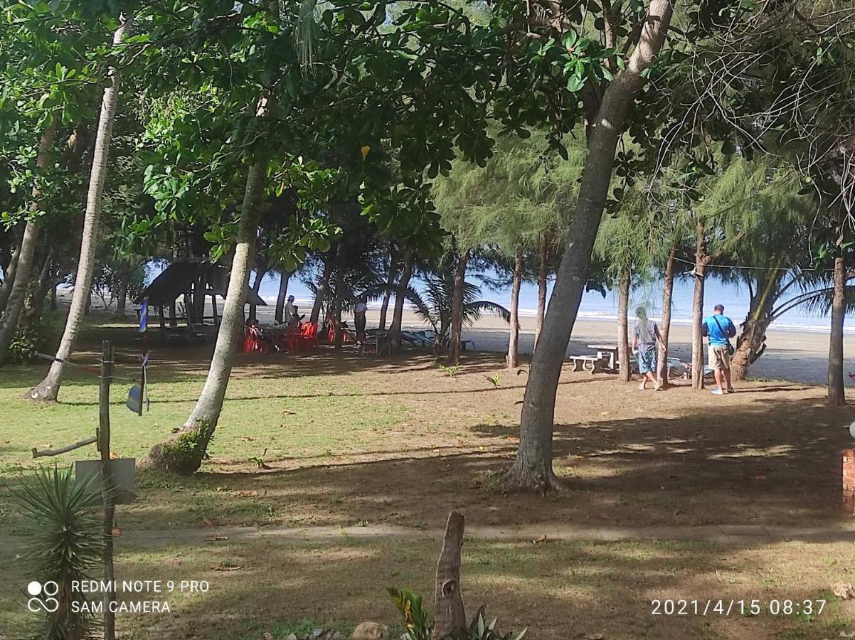 Sukorn Andaman Beach Resort Ko Sukon Eksteriør billede