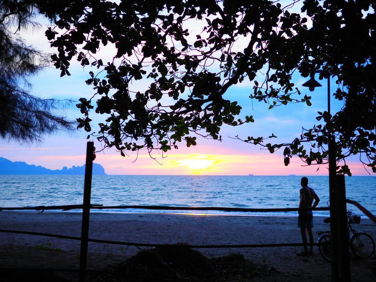 Sukorn Andaman Beach Resort Ko Sukon Værelse billede